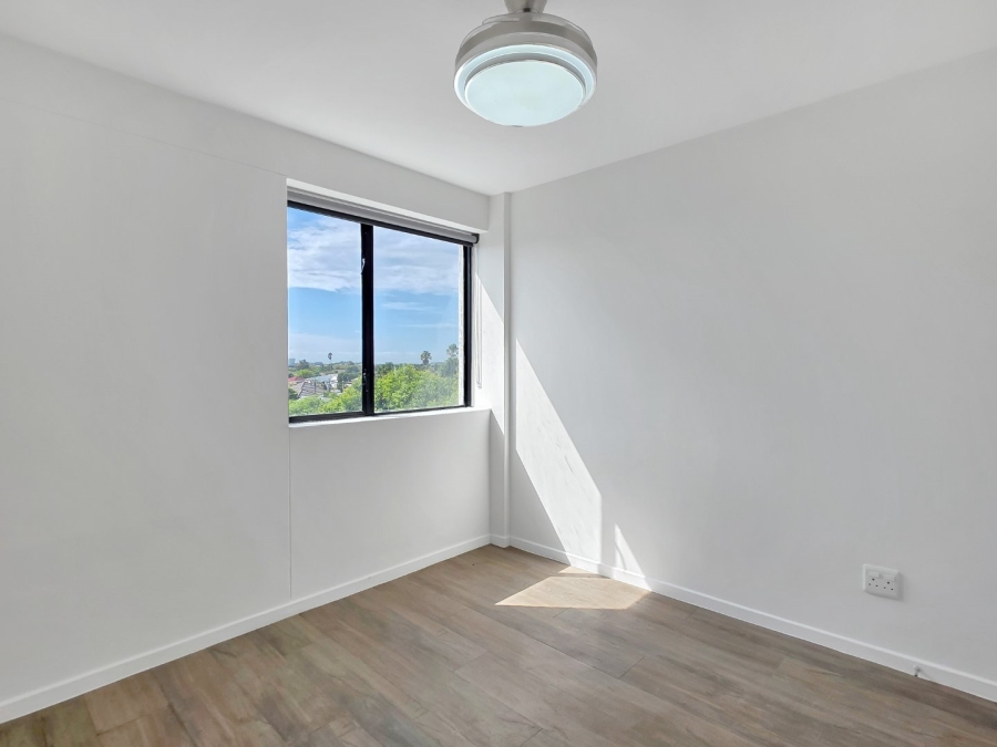 2 Bedroom Property for Sale in Claremont Western Cape